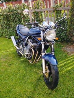 Suzuki bandit 600 - 16