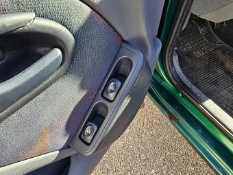 Renault Clio 1.2 TAŽNÉ - 16