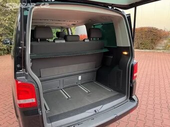 VW Multivan T5 2.0TDI 103kW,Team,7.sedadel,Webasto,Serviska. - 16