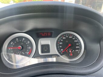 Renault Clio 1.2i  55kw pouze 122tis.naj - 16