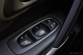Renault Kadjar Energy TCe 130 Intens AJ NA SPLÁTKY - 16