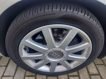 Audi A4, 2.0TDi 125kW S-line-Navi - 16
