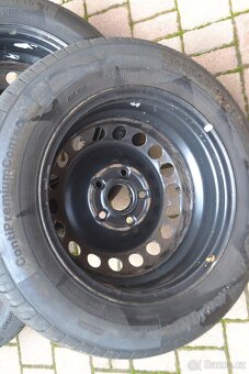 Kola Škoda Octavia II, VW 5x112 + letní pneu 195/65R15 Cont. - 16