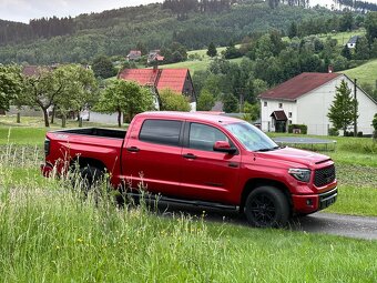 Toyota Tundra 5.7 - 16