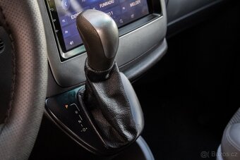 Mercedes-Benz Viano 3.0 CDI V6 Ambiente 150 kw AT 7-miestne - 16