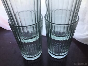 misa pevne sklo, ruzne sklenice - 16