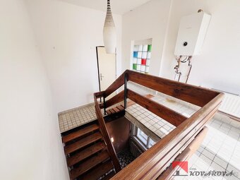 Prodej rodinného domu 4+1, včetně stavební parcely, 1038 m2, - 16