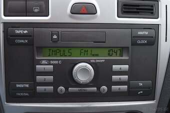 Ford Fusion 1.4 i 59KW TAŽNÉ PO SERVISE - 16