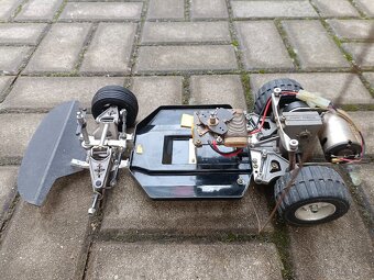 Rc modely aut Kyosho graupner dělané letadla motory větroně - 16