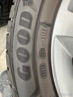 Ford Kuga 2.5T 4x4 - 16