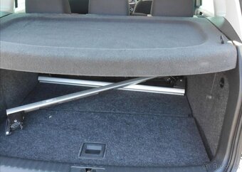 Volkswagen Tiguan 2,0 TDI 10 kW 4 x 4 Serviska nafta - 16