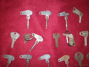 Sbírka 72 X klíčků Tatra škoda Jawa ČZ pérák scintilla 

 - 16