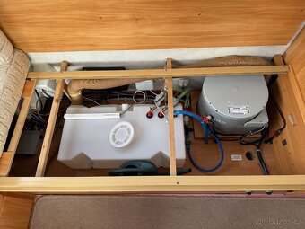 Plně soběstačný karavan FLEETWOOD SONATA MELODY - 16