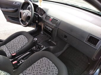 Škoda Fabia kombi 1.4-55kw-benzín. - 16