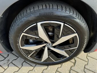 VW ID.4 GTX 220kw 4motion/tažné/tepelko/panorama/360°kamery - 16