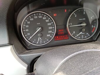 BMW řada 3 320 D. R.2009 X Drive - 16