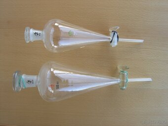 Laboratorní sklo se zábrusem - 16