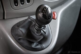 Opel Vivaro 1.9 CDTi L1H1 - 16