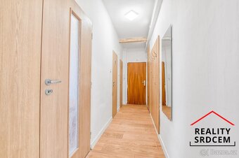 Pronájem bytu v os. vlast. o velikosti 3+1+lodžie/66m2 na ul - 16