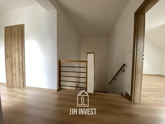 Pronájem domu 5+kk, 139 m2 se zahradou, terasou a balkonem – - 16