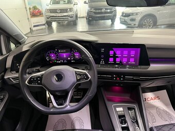 Volkswagen Golf  8 1,5 eTSI R-LINE ACC KAMERA ZÁRUKA 2026 - 16