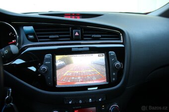 Kia Ceed 1.6i GDI 135PS Top - 16