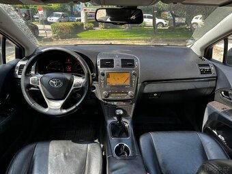 Toyota Avensis combi 2.2 D-4D Exclusive - 16