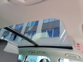Škoda Karoq Style 4x4 2.0TDI 110kW DSG Tažné Panorama ACC Qi - 16