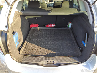 Opel Astra H kombi 1,6, 2012 - 16