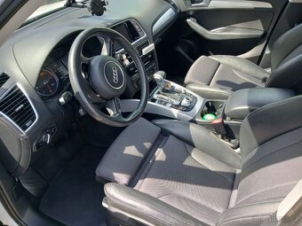 Audi Q5 S-line Quattro 2.0 - 16