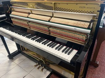 Akustické piano Yamaha made in England se zárukou. REZERVACE - 16