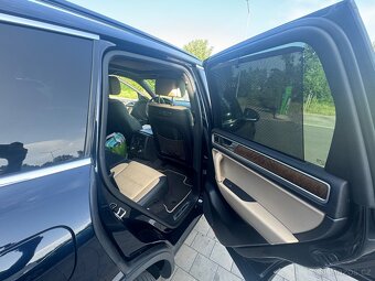 Volkswagen Touareg 4MOTION Maximální výbava - 16