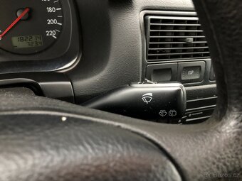 VOLKSWAGEN GOLF 1.4 16V - 16