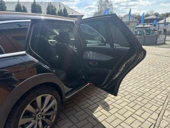 Mercedes-Benz E 220 E 220d 4MATIC All-TerrainT - 16