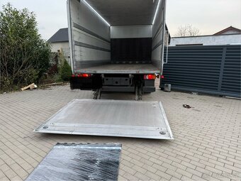 Mercedes-Benz Atego 816 skříň s hydraulickým čelem - 16