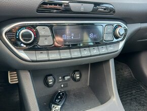 Hyundai i30N FB Performance + střešní okno - 16