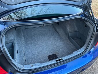 BMW 320si-SK Auto/Po servise- Limitovaná edice 1/2600 - 16
