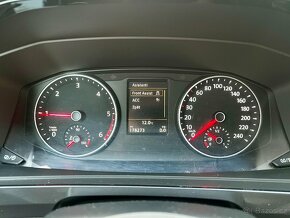 Volkswagen Multivan 2,0 TDi DSG 4MOTION WEBASTO / 2016 - 16