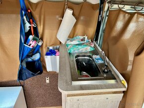 Ford Transit 2.2 TDCi 103 kW L2H2 Obytný vůz - 16