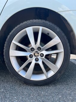 Škoda Rapid (1.0 TSI) Liftback - 16