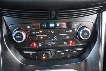 Ford Kuga ST-Line 2.0 Tdci 110Kw 4x4 160000km servis kamera - 16