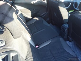 PEUGEOT 308 1,6i 88 kW po velkém servise - 16