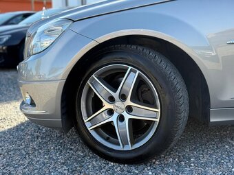 Mercedes-Benz C230 V6 150kw AUTOMAT / NAVI / ALU / - 16