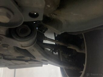 Ford Focus 1.8i 92kW benzin 2009 Top stav Bez koroze - 16