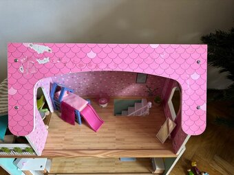 Dřevěný domeček pro panenky Playtive - 16