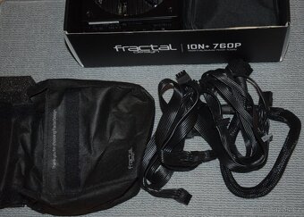 Fractal Design ION+ 760P plně modulární, tichý, PLATINUM - 16