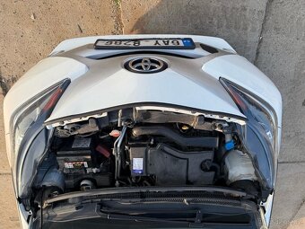 Toyota Aygo X 1.0i 2018 129TM klima pojizdne - 16