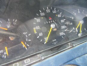 Mercedes Benz 123 280 T combi, 250 tis. km - 16