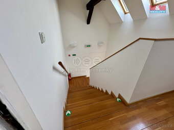 Pronájem kancelářského prostoru, 93 m², Žatec, nám. Svobody - 16