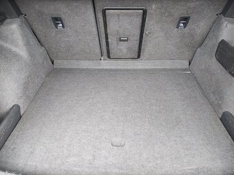 Škoda Karoq 4x4 DSG STYLE FullLED TAŽNÉ DPH - 16